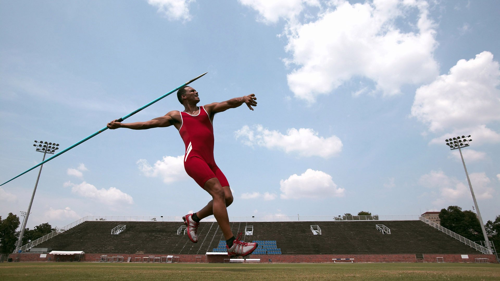 球员训练态度获教练称赞，球员对训练不满