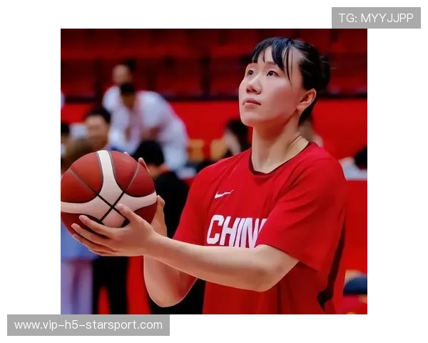 女篮拼搏精神感染亿万球迷，女篮球员的盛宴